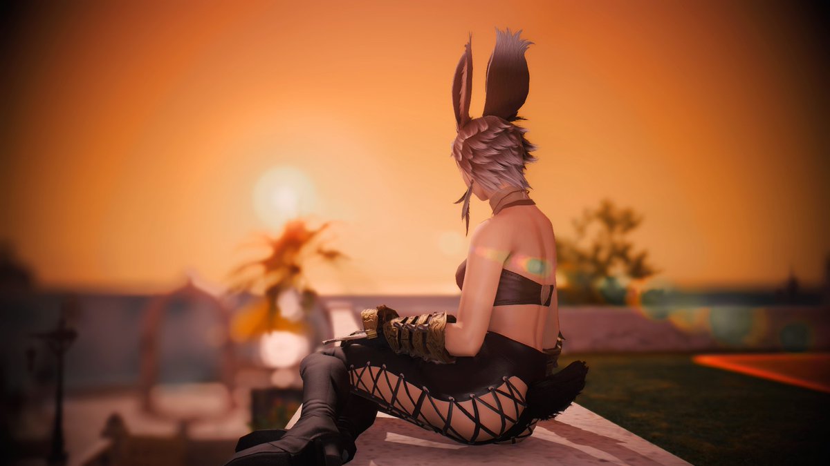 RhallahReed's tweet photo. Housing Lottery Time again! 
good luck all <3  
The plot I am looking at is already down to a 1 in 20 chance >_<  

but ... who can say no to this view?

#trueendgame #ffxivhousing https://t.co/aah6sxKZJD