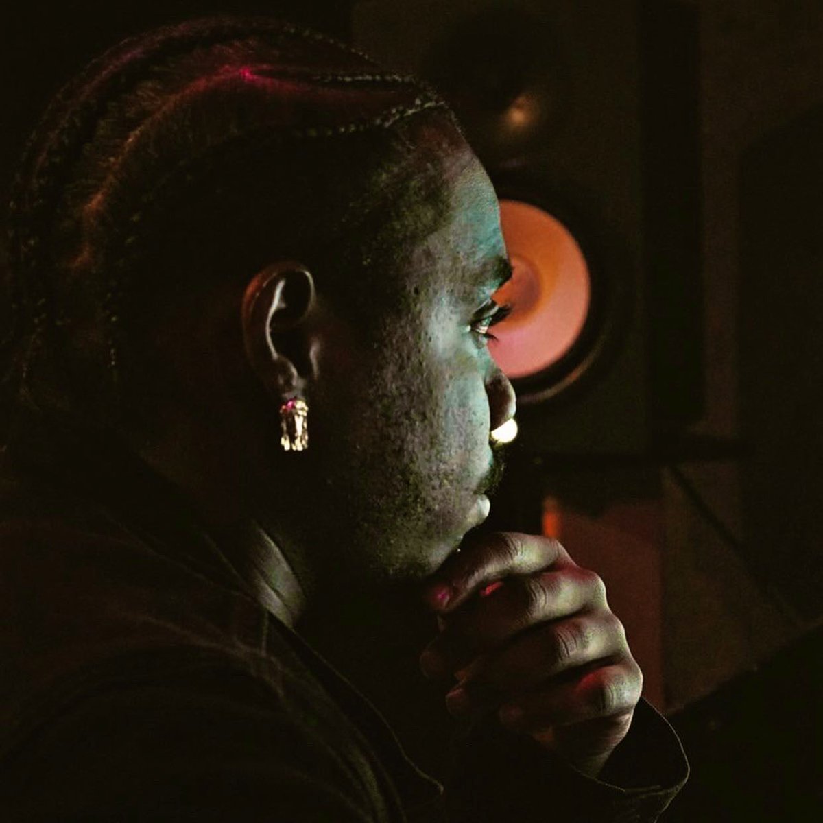 2MfkSmoov's tweet photo. 2SmoovOfYLSTE Is Back ‼️‼️ At A Newer & Elevated Level 📈 With The Collaborative Help From @hitmobstudio @ @marleydonfilms You Will Get The Professional Quality 🎙 Of The Young Music Mogul Art For Hisself & For You 👌🏾 Tap Inwardly For Studio Sessions #HitMobStudio #YLSTE https://t.co/67ze6fZIEM