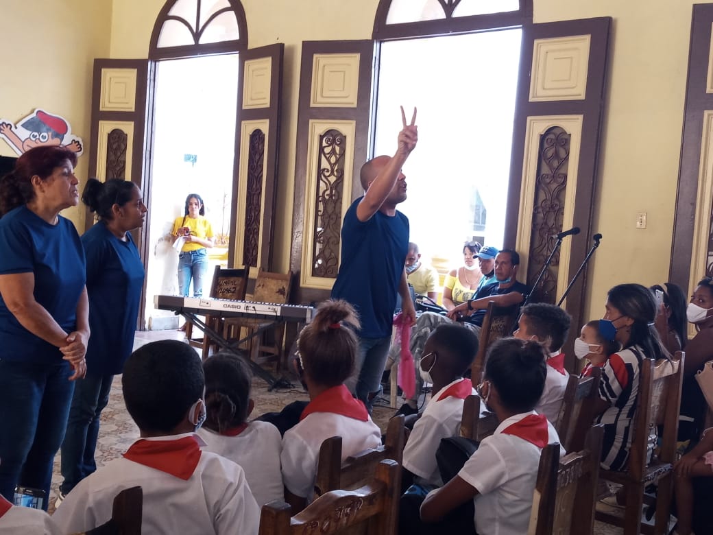 ZuliaMonier's tweet photo. Inicia Feria del Libro en el Municipio de Santiago de Cuba y los niños de la Enseñanza Primaria estuvieron presente porque como bien dijo nuestro Héroe Nacional José Martí "Leer es crecer"
@dmesantiago2019 
@dpestgo 
@LobainaZulima 
@elsa_ena https://t.co/5oNw0QYneH