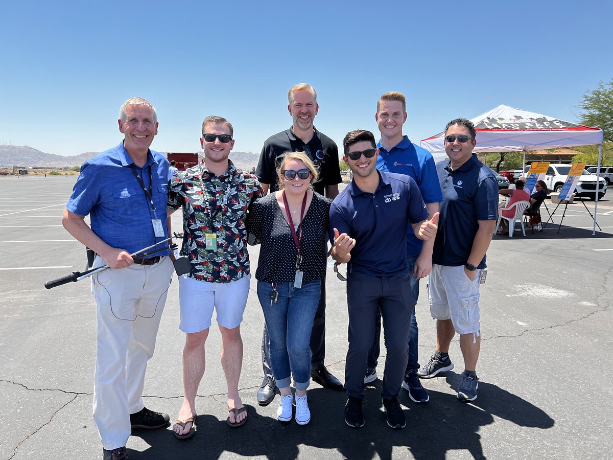 spencerjblake's tweet photo. Sometimes the worlds of your current job and your previous job collide.
@CityofPhoenixAZ @azfamily @DavidCaltabiano @klcouturier @DanWilsonNews @matthamada @FrankieMcLister https://t.co/H06BvaIQb1