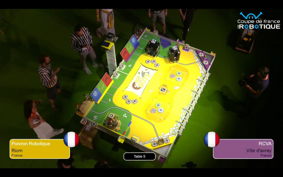 TEAM_RCVA's tweet image. Dernier match du jour de la #cdr2022  : 220-97 face à Poivron Robotique !! Super match ;)