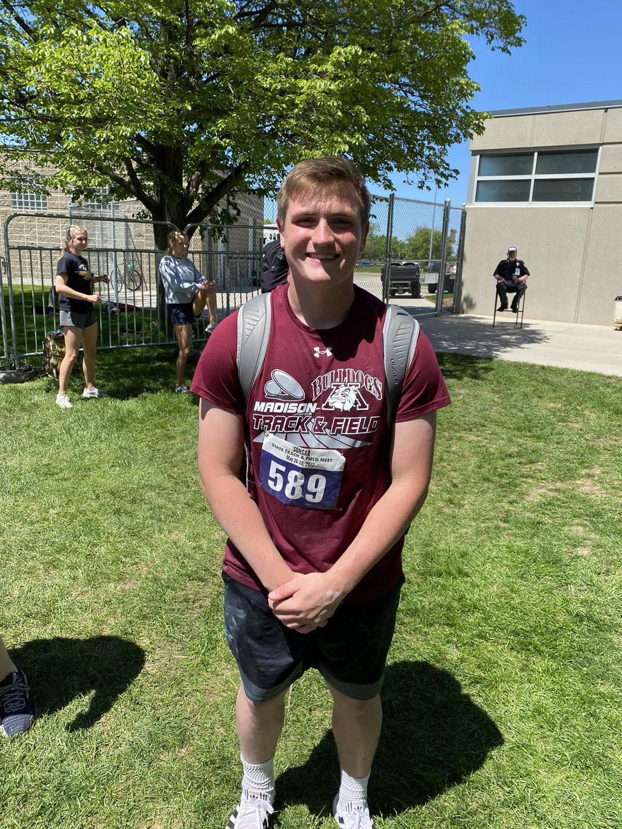 Bulldogs_TandF's tweet photo. Congrats, Trey! State “A” discus champion. 🐾🥇 We are so proud of you. https://t.co/HWROdKHaf1