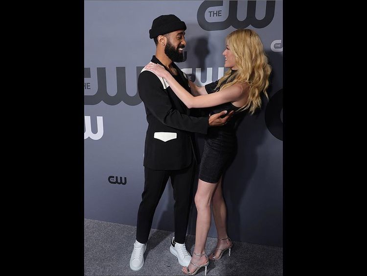 TMI_Uruguay's tweet photo. "Upfronts 2022 - Epic week in NYC celebrating the launch of #WalkerIndependence with the Wild Bunch @CWWalkerIND" #MattBarr
@Kat_McNamara @TheRealPhilemon @katedangerfield @iamlawrencekao @GenPadalecki @jarpad @JensenAckles 
#CWUpfront #WIndy #WalkerFamily

#ShadowFam https://t.co/4M6tE39JcI