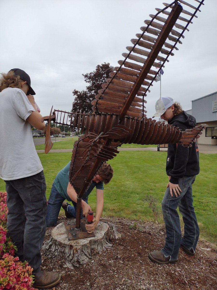 StaytonHS Pathways tweet media