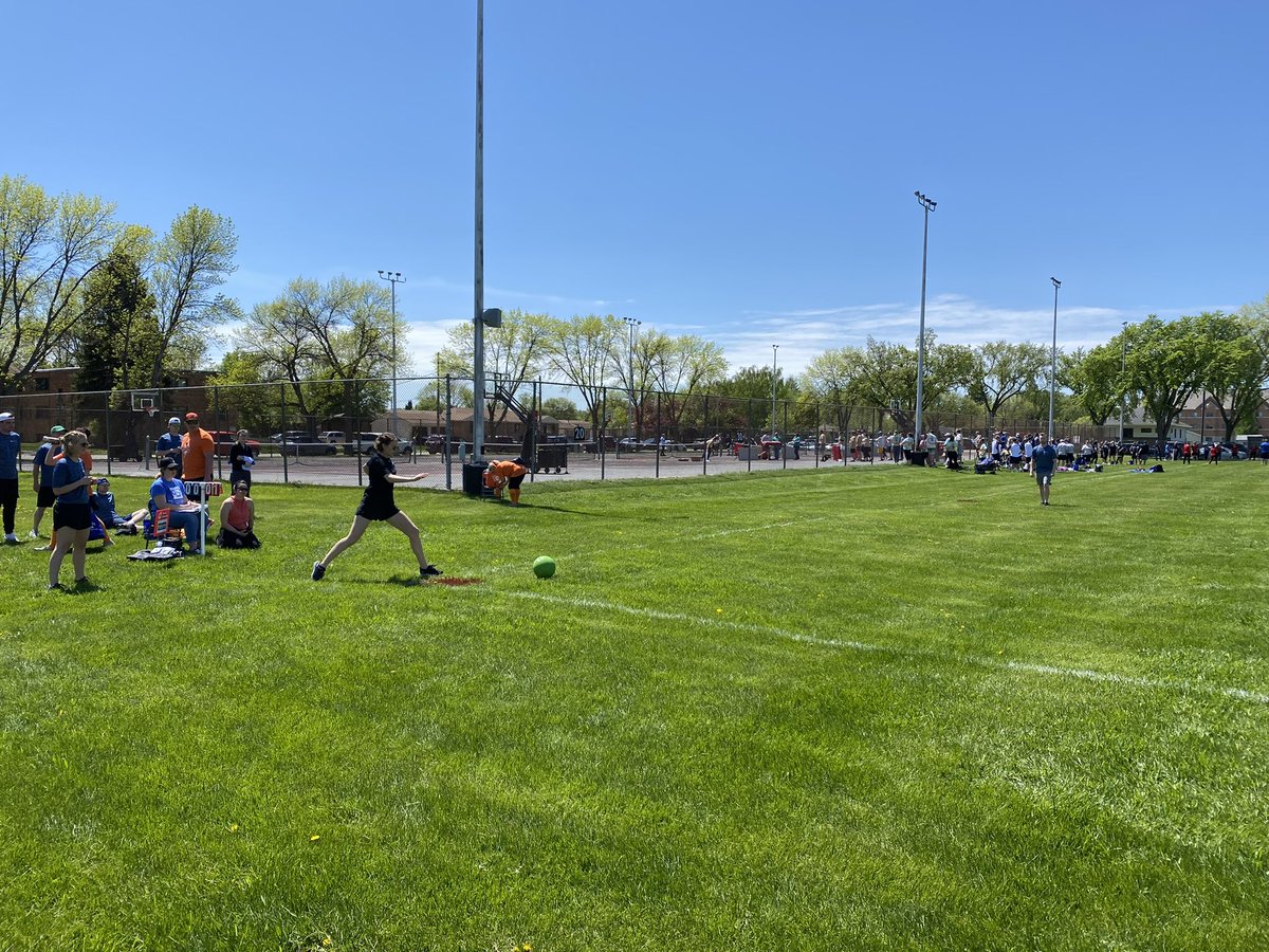 NFDunk's tweet photo. Team @EideBaillyLLP kicking balls at kickball this afternoon #FMWFCorpCup @FMWFChamber @fmwfypn https://t.co/8Dd3rc6QXi