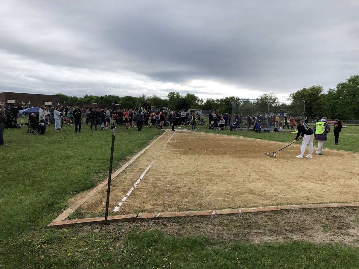 brandon_berg's tweet photo. I’m in Colfax for Division 3 track sectionals. McDonell’s Destiny Baughman (high jump) and New Auburn’s Triton Robey (pole vault) have already advanced to state. Cadott’s Gavin Tegels and New Auburn’s Andrew Gotham in ongoing shot put finals. https://t.co/QaF6yLtELH
