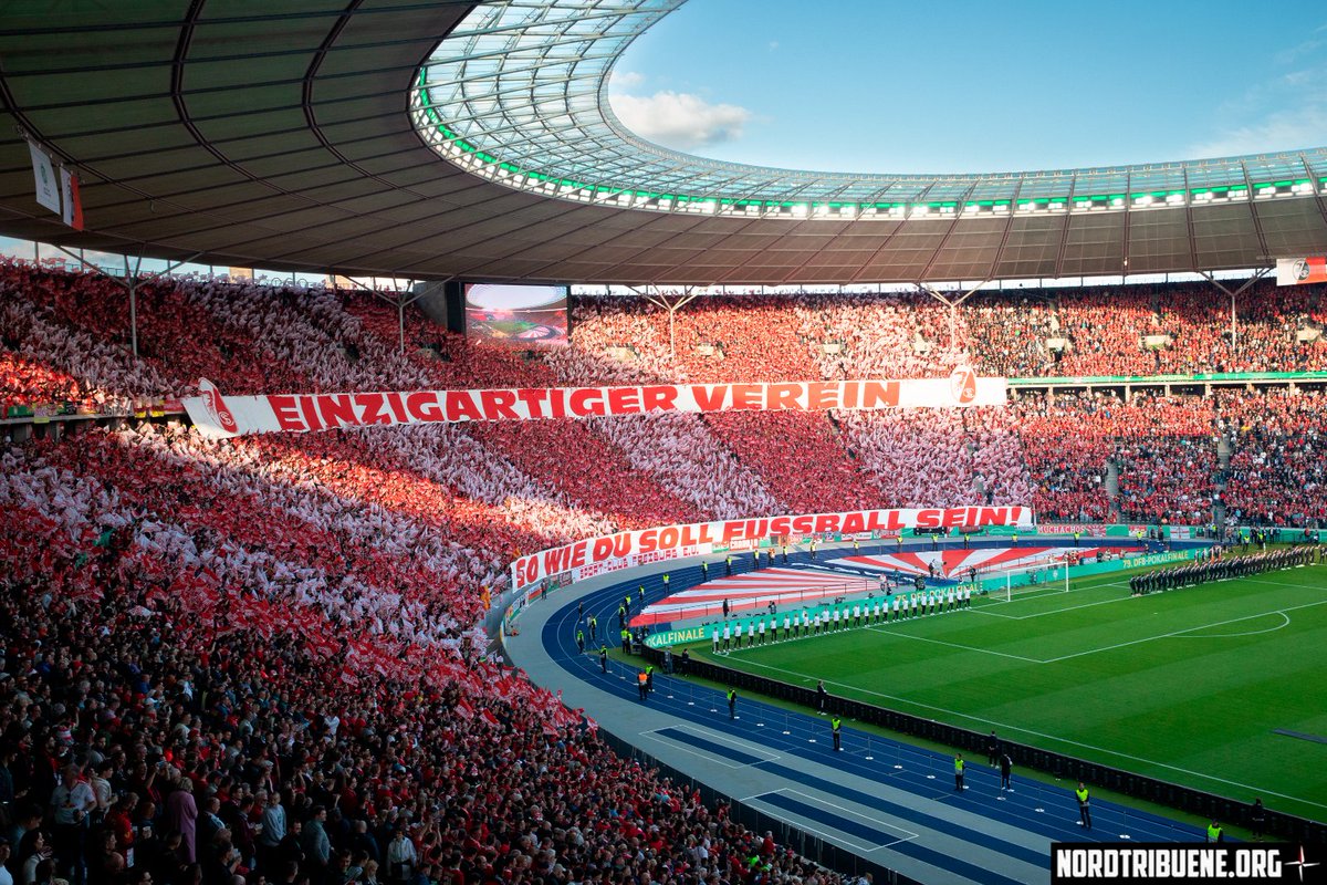 Auch wenn das Elfmeterschießen am Ende verloren ging, so sind wir dennoch der wahre Sieger im Pokalfinale 2022 gewesen. Hier sind die Bilder des Tages, der uns ewig in Erinnerung bleiben wird:
nordtribuene.org