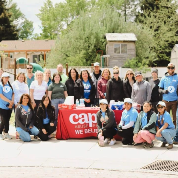 rentdynamics's tweet photo. It's so important to giveback 🌱

Our very own Dan Ludlow, Director of Personnel and Training, was spotted mulching and digging for planting at CAPSA's annual spring clean-up this week. Photos courtesy of @CAPSAservices on @Instagram and @Facebook. https://t.co/LA4kmHFkWX