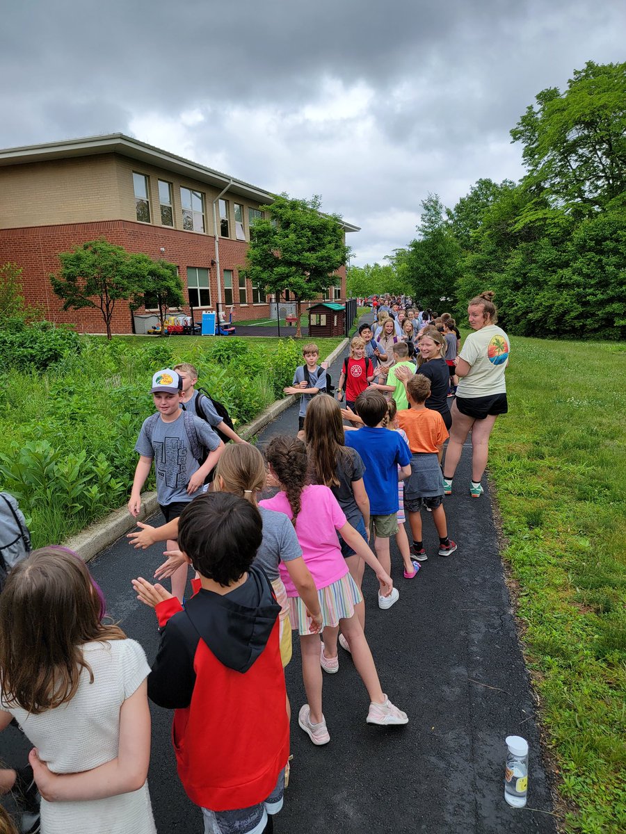 PlainCityElementary tweet media