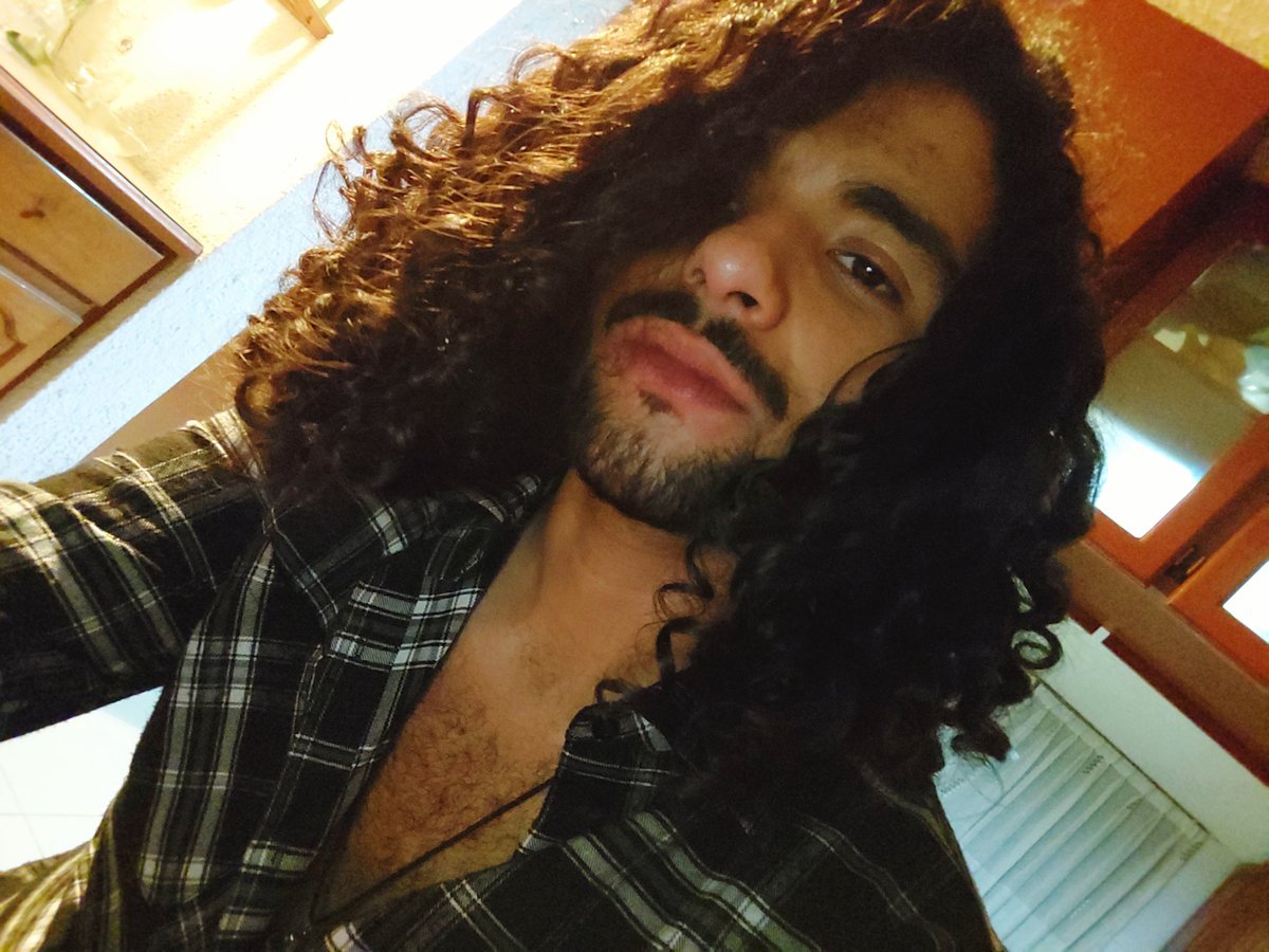 Vicaron (@fgcvicaron) on Twitter photo Already 2 years of hair grinding, maybe it's time to get some haircut?  Ya cortamos la melena? 👀 Already 2 years of hair grinding, maybe it's time to get some haircut?  Ya cortamos la melena? 👀