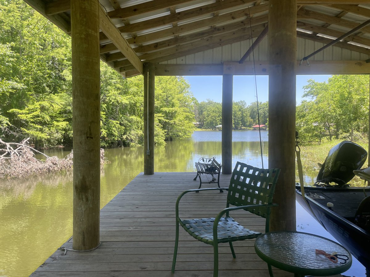 BryanSamudio's tweet image. Ahhh Texas.  You never disappoint. @toledobend is my happy place.