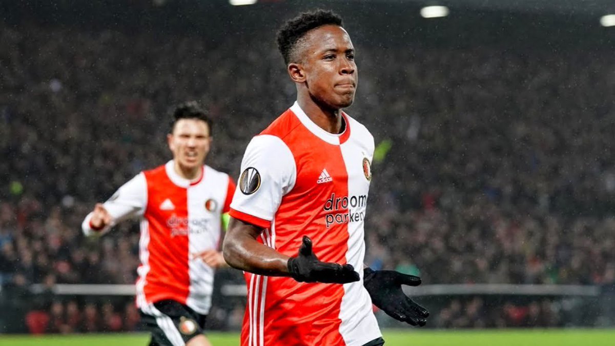 Luis Sinisterra has hit new heights with his level of creativity, his explosive pace, confidence, and work rate seeing him become a vital part of the team under Arne Slot, and it is no surprise that he is being linked with a move away from Feyenoord. breakingthelines.com/player-analysi…