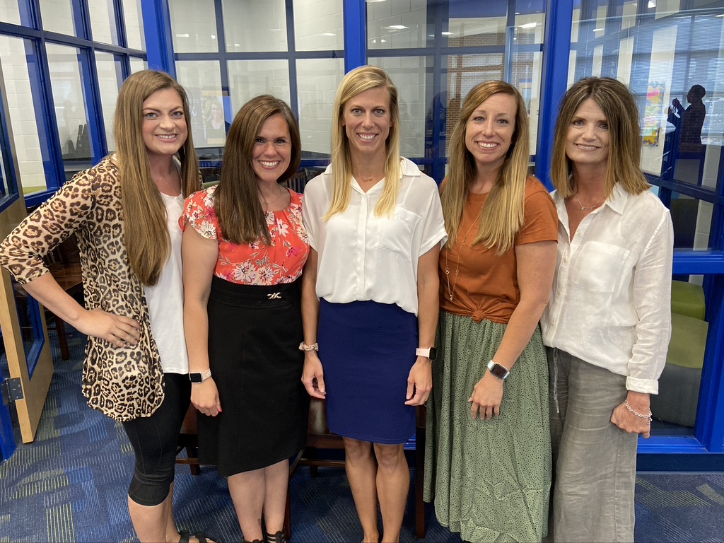 PearlPSD's tweet photo. Congratulations to Pearl Upper Elementary teacher Jennifer Hite for being named a Presidential Awards for Excellence in Mathematics and Science Teaching (PAEMST) State Level Finalist! #inspiringexcellence #wearepearl https://t.co/ONx9Wv29ZX