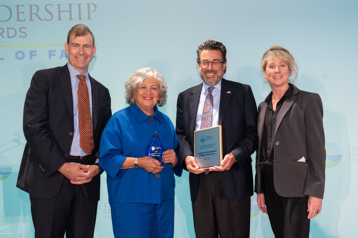 CA_DWR's tweet photo. DWR is honored to be inducted into the Hall of Fame at the 2022 #ClimateLeadershipConference for our continued commitment to addressing CA’s changing climate and rising to meet evolving water management challenges. https://t.co/J7dVmEflRH https://t.co/rrgnMHhFBs