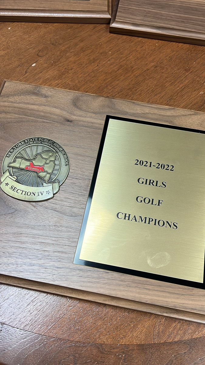 HorseheadsAD's tweet photo. Plaque #3! Congrats to Girls Golf! An Undefeated Season and Sectional Title!
3 Student-athletes qualify for States too!
#CareCommitWork #TEAM #GoRaiders #EarnedPlaque https://t.co/WCglptPkz8