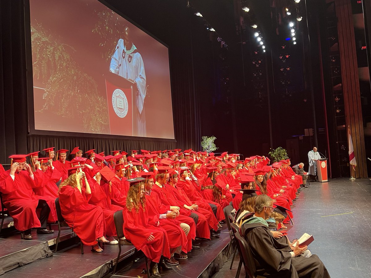 TampaPrep_CC's tweet photo. @TampaPrep 2022 graduation has begun!
Let’s go!! https://t.co/8qBJX3QifJ