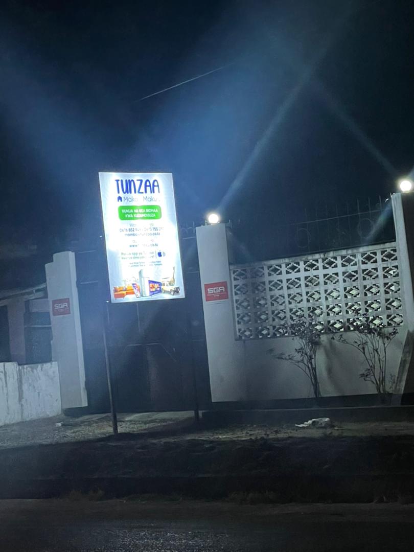 bajabiri's tweet photo. Tonight at Kigamboni.
Passing here @tunzaaHQ ....👌👌👌👌 https://t.co/abe7hoWbqc