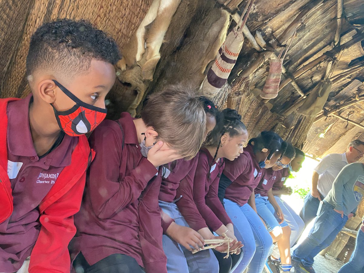 Caitlin Robbie tweet media