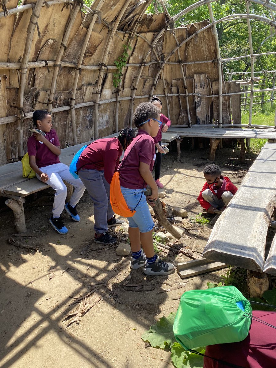 It was so great to learn more about the Wampanoag! We loved going inside the wetu! @bbcps @plimothpatuxet #fieldtrip