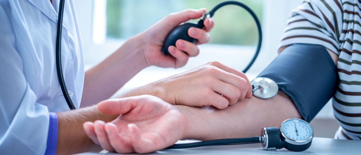 adctoday's tweet photo. A large observational study found a small, but consequential, rise in average blood pressure during the early peak of the Covid-19 pandemic. Read more on our blog: https://t.co/z1Q5svjr0h https://t.co/Ts8Tiw7VIP