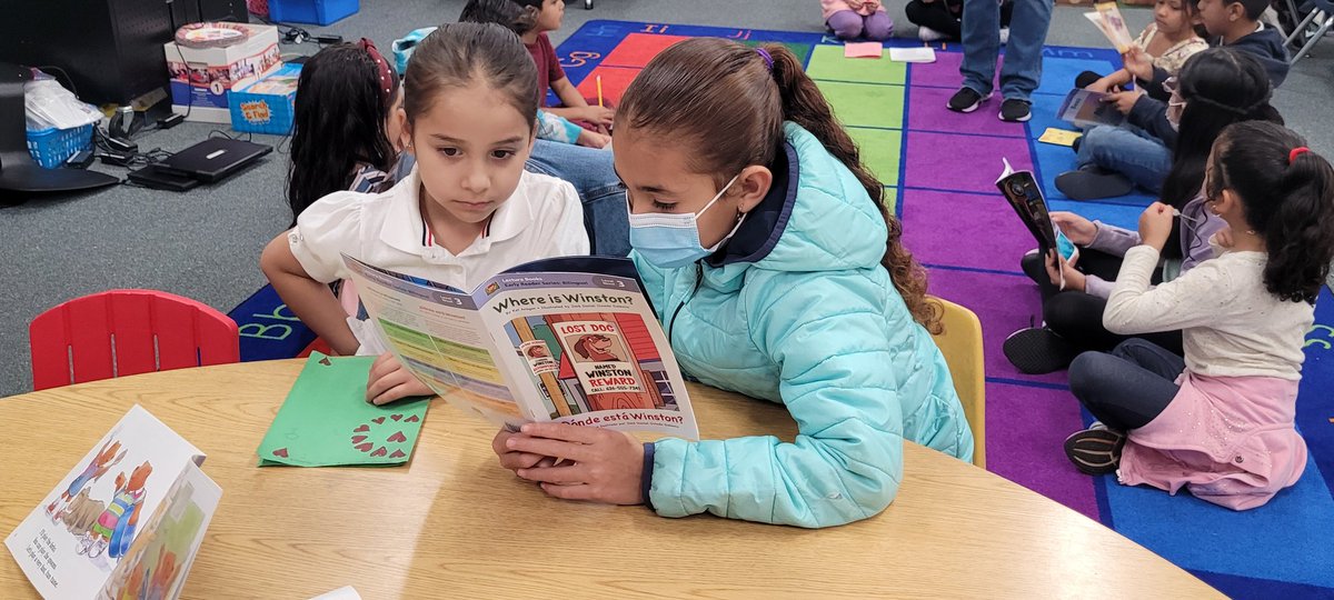 cchappell0936's tweet photo. End of the year means book buddy celebrations!! @Yommy2016 we had such a good time! #monaviewmoments https://t.co/UK423cPiVp