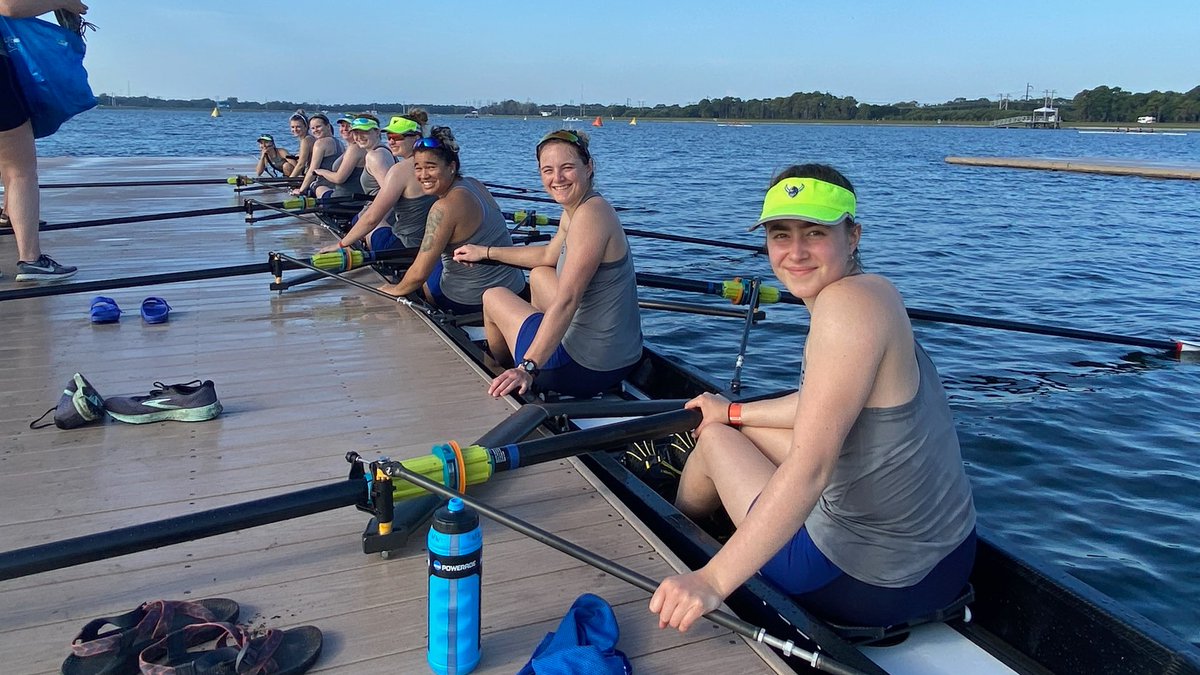 Scenes from Sarasota where @WWU_Rowing is hard at work preparing for the #D2ROW Championships!

#RowViks