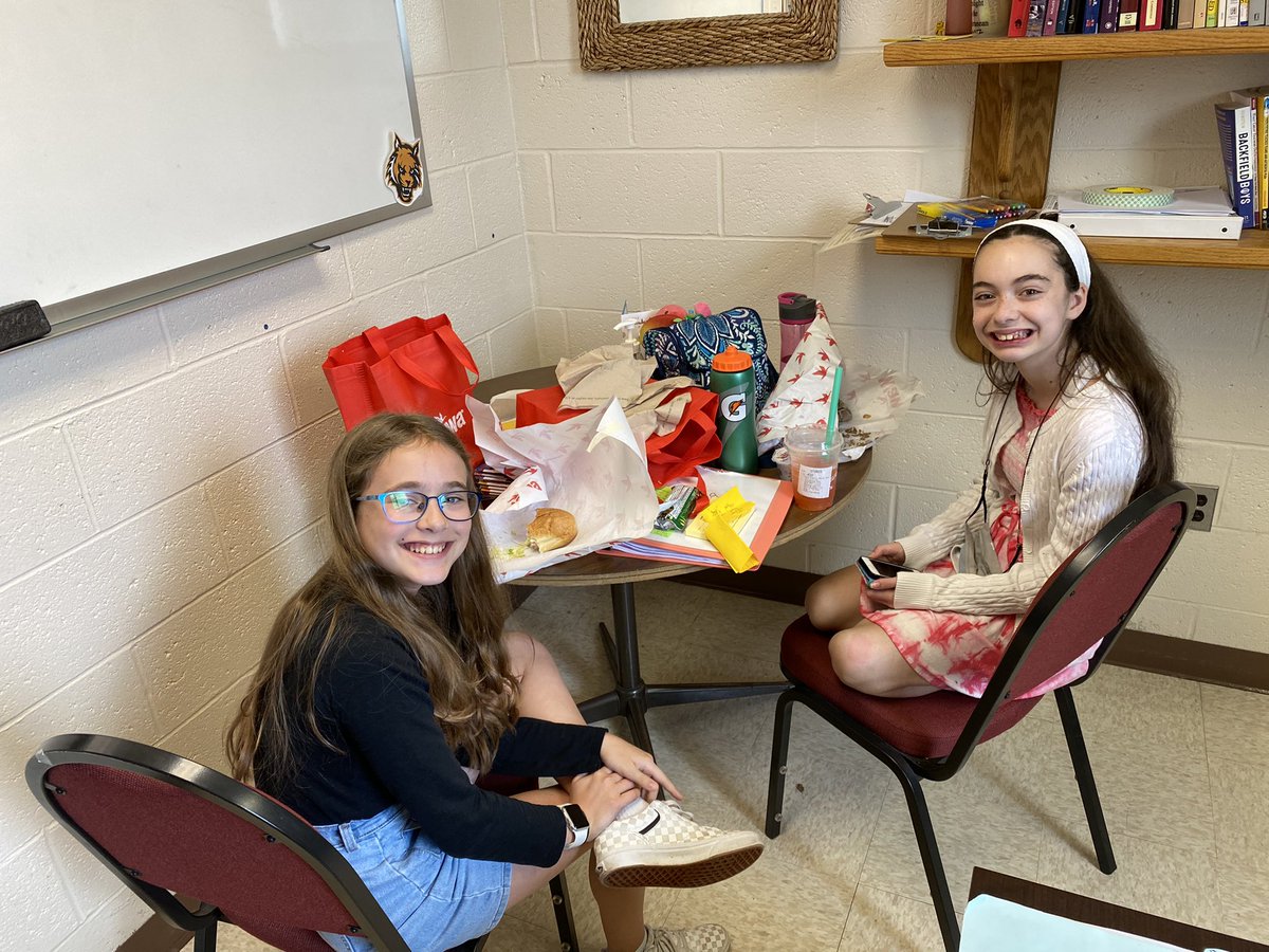 BRMSchurtz's tweet photo. @BRMSPRINCIPAL and I shared Administrative duties today with Miss Sammie and Miss Ansley, the Color Run winners to be “Principal and Assistant Principal for a day”! Not sure who had more fun, us or them!? @BRSD_Sup https://t.co/gPwhbBAG6p