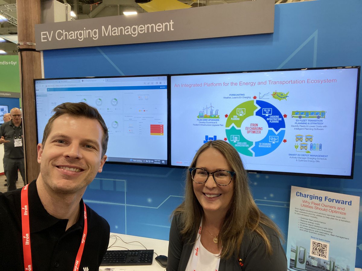 MobilityHouse's tweet photo. US Managing Dir @GregHntlr with a msg from @DISTRIBUTECH: "Great to see all the interest from utilities in #EVfleetcharging. Thanks to the team at @ItronInc for bringing me into fascinating conversations with folks about the EV Charging Optimizer":
https://t.co/8OMpnsZTzD https://t.co/ON4pzHmzDm