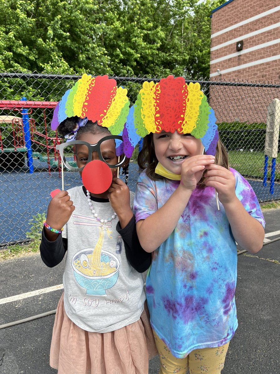 Ginnie Jones (Lee) tweet media