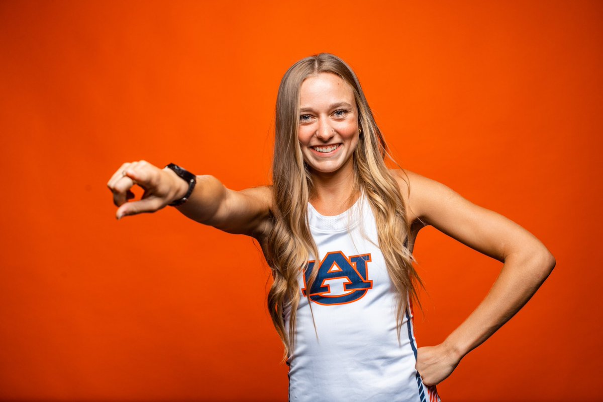 AuburnTFXC's tweet photo. See YOU Saturday 🤩

@PresleyW15 advances to the final stage of 800m qualifiers with a time of 2:05.21!

#WarEagle https://t.co/fuyNn7zVRQ