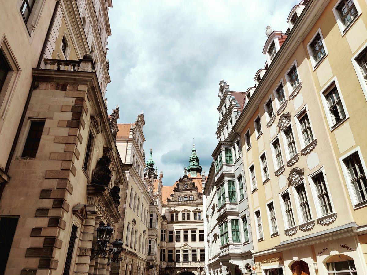 familiarquark's tweet photo. For a city that was bombed to bits in 1945 as bit of let's send a message by pulverizing their prettiest city air raid series, spent the aftermath in grey East Germany, Dresden like nothing like you'd expect it to .. https://t.co/OJ984rUeZn