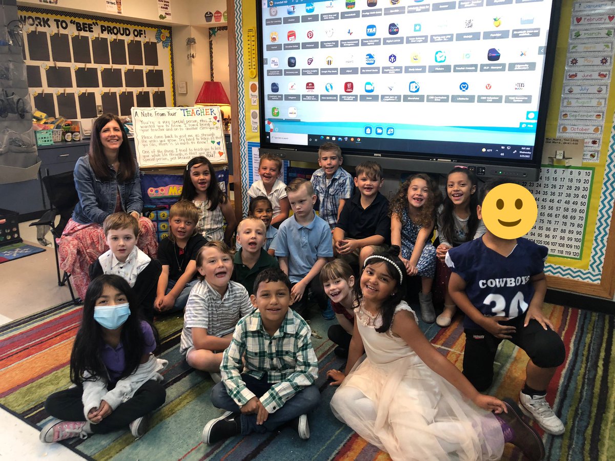 Ms. Everett's Class tweet media