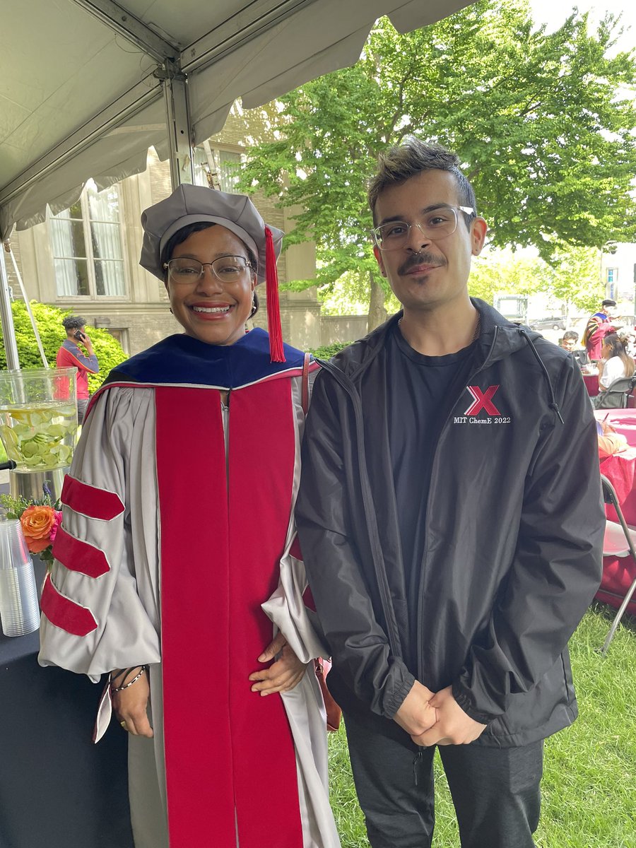 JenH10's tweet photo. In the early 90’s Paula Hammond was the graduate resident advisor in my undergrad dorm. Tomorrow my son graduates from the department she chairs. So proud of my son and so happy he got to work with her! #MITChemE. https://t.co/zXDgigSqdQ