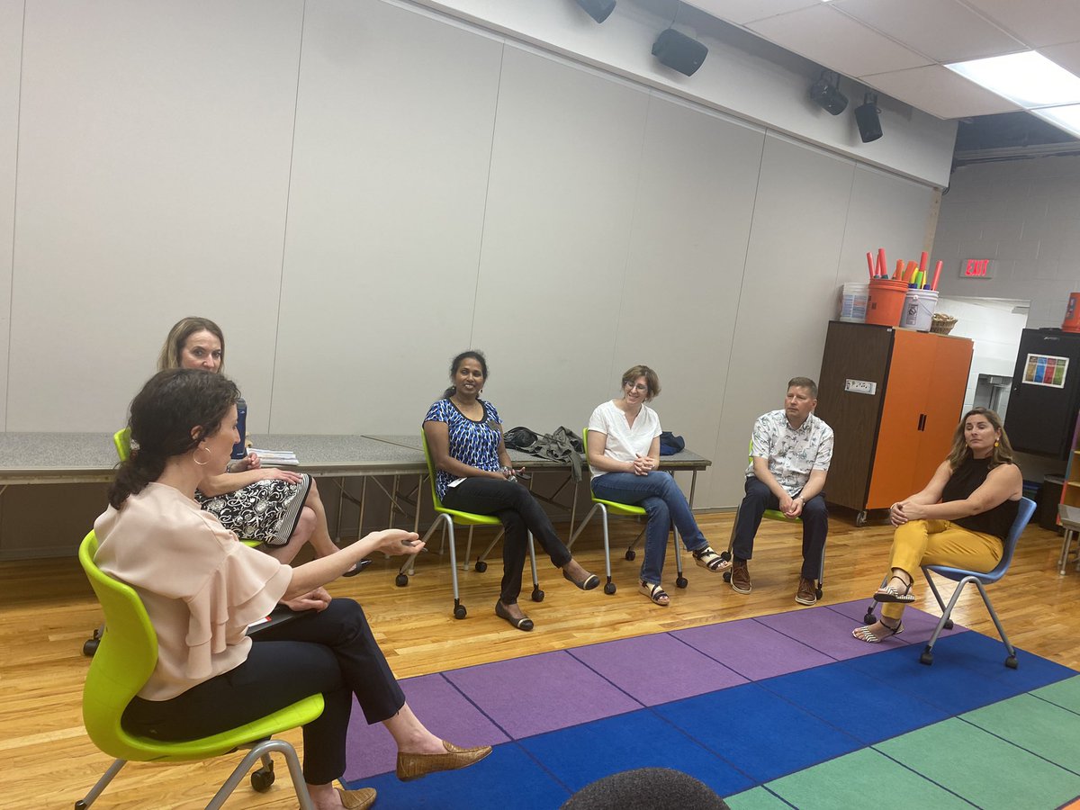Costello_Tweets's tweet photo. Building mathematical understanding through high level engagement @troyschools . Thank you @AlderJulia for leading this work and @msatkinsonclass @Mskavulich for taking on this powerful learning! https://t.co/jwWH6Yfxvz