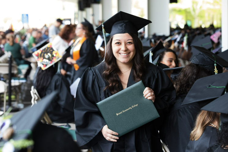BristolCC's tweet photo. Okay, last one... 

#BristolGrad22 https://t.co/0YSrea37mo