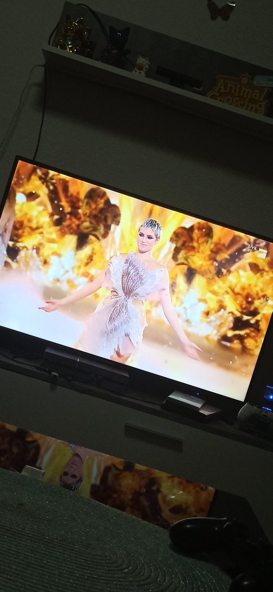 CindyloveHorror's tweet photo. Diese Kleid 🤤😍 omg sie schön einfach #gntmfinale https://t.co/aZ9jgplfmu