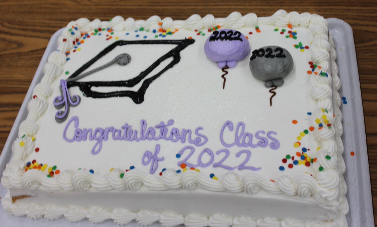 What a wonderful time the Senior Luncheon was! Congrats Grads! It was so nice to celebrate with you, pose for pictures, and sign yearbooks! See you all on June 3rd, 9:30am for Graduation Rehearsal!
#BulldogProud