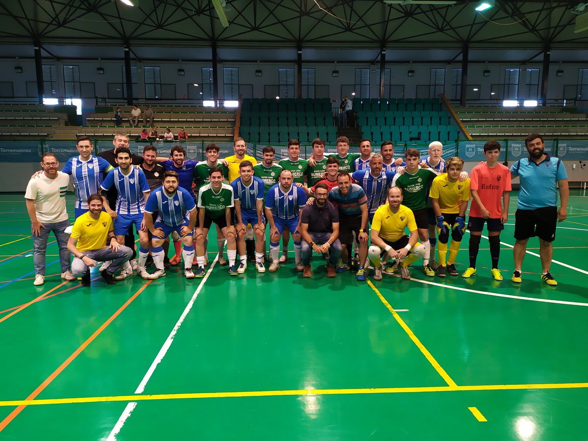 Partidazo entre el Sumerco FS Torremolinos y el equipo de <a href="/onceMALAGA_FS/">Once Málaga Fs B2-B3</a> para celebrar la Semana de la <a href="/ONCE_oficial/">ONCE</a>. Agradecer la presentación del concejal de Deportes, <a href="/RamonA8111/">Ramón Alcaide</a>, y del Director Territorial de la Once, Alberto Parra.