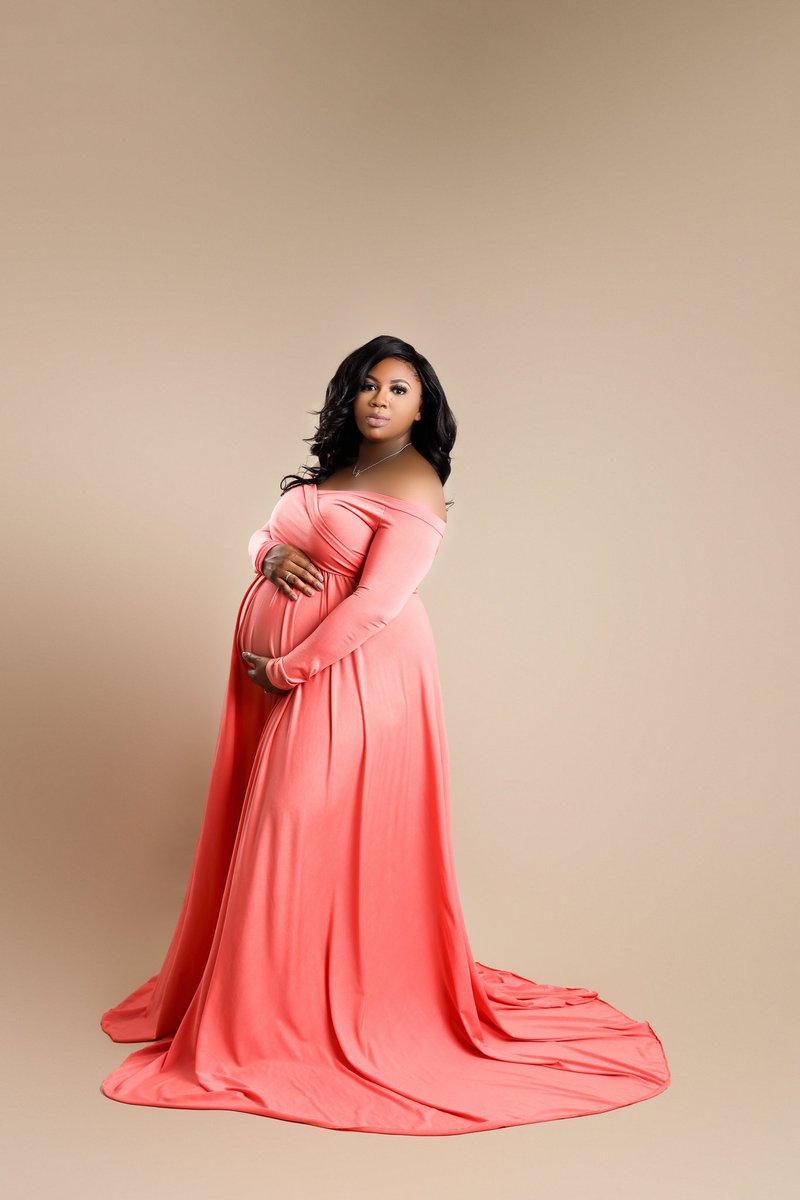 ebbie_sue's tweet image. Nine months of preparing for a lifetime in love 💕🌸. 

📸:Brittany Chambers Smith Photography
💇🏽‍♀️💄💋:Monday Shanita Hale