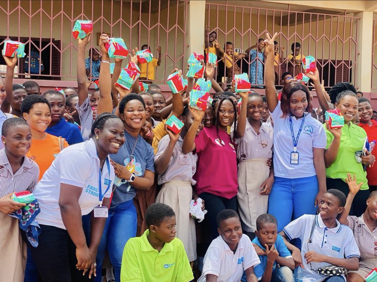 ppagYnWbomso's tweet photo. It was a good day today and early commemoration of the #MenstrualHygieneDay with pupils of Sakafia JHS and Adenyase JHS at Sawaba-Kumasi. Kudos to @SOSCVGhana @Live_thedream01 for aiding the appreciation of menstruation as a normal fact of life. 
#ForTheGoodOfGhana @PPAGGhana https://t.co/cOlNyINMEI