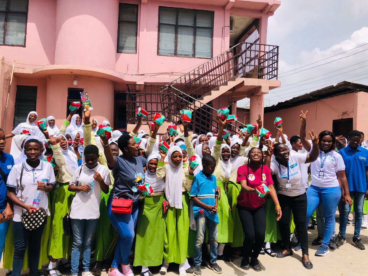 ppagYnWbomso's tweet photo. It was a good day today and early commemoration of the #MenstrualHygieneDay with pupils of Sakafia JHS and Adenyase JHS at Sawaba-Kumasi. Kudos to @SOSCVGhana @Live_thedream01 for aiding the appreciation of menstruation as a normal fact of life. 
#ForTheGoodOfGhana @PPAGGhana https://t.co/cOlNyINMEI