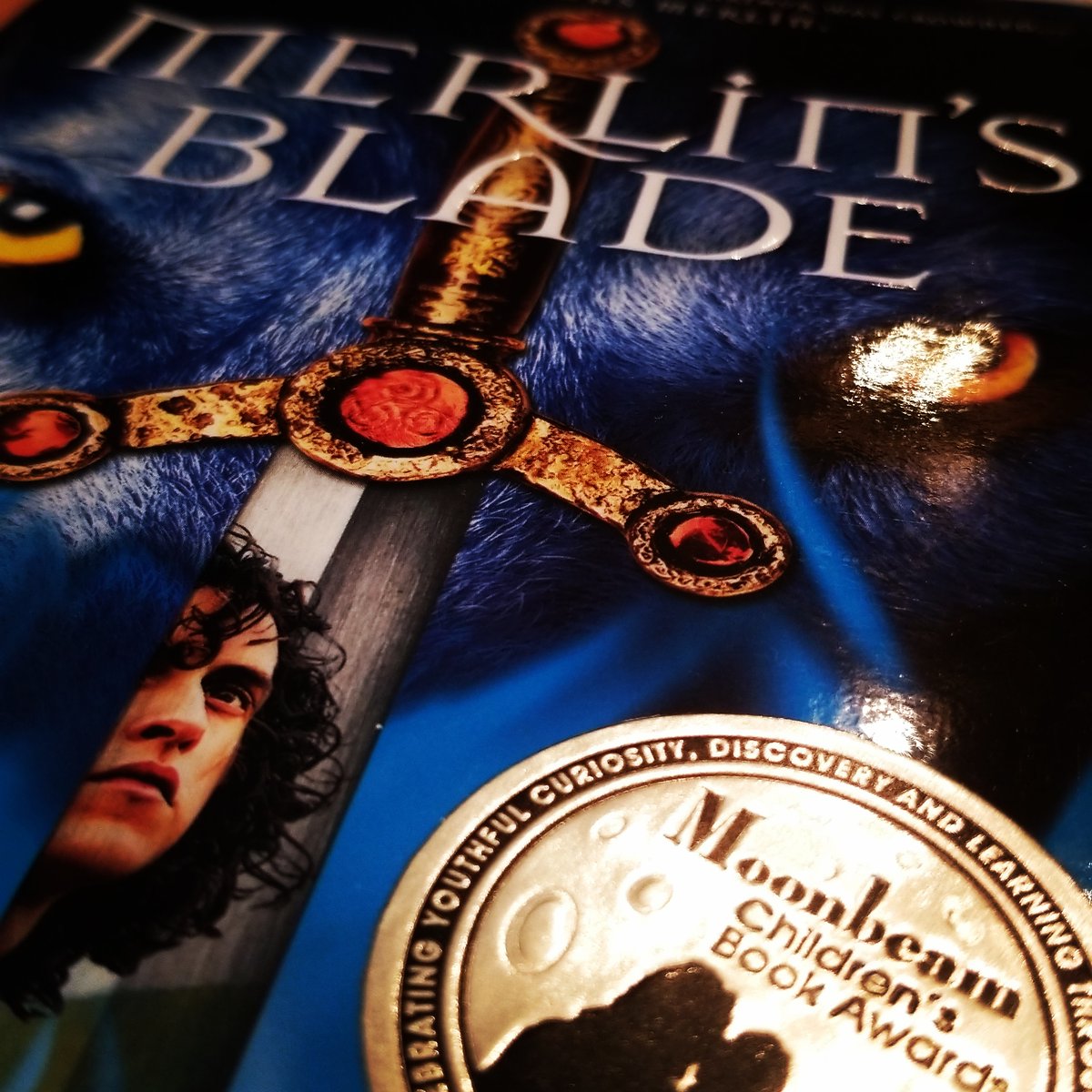 treskillard's tweet photo. I just received BIG NEWS from my publisher about The Merlin Spiral ... announcement soon!
#harpercollins #harpercollinschristianpublishing #blinkyabooks #Merlin #KingArthur #TheMerlinSpiral https://t.co/px2qaBGuvH