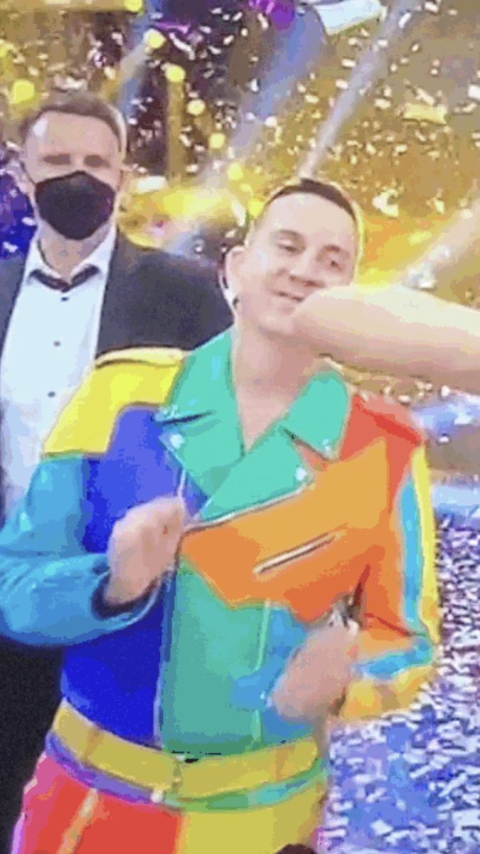 Marvin8200's tweet photo. beim VW hält sich die freude ja gar nicht mehr in grenzen #GNTM #gntm2022 #gntmfinale https://t.co/zb4XPpq9vc