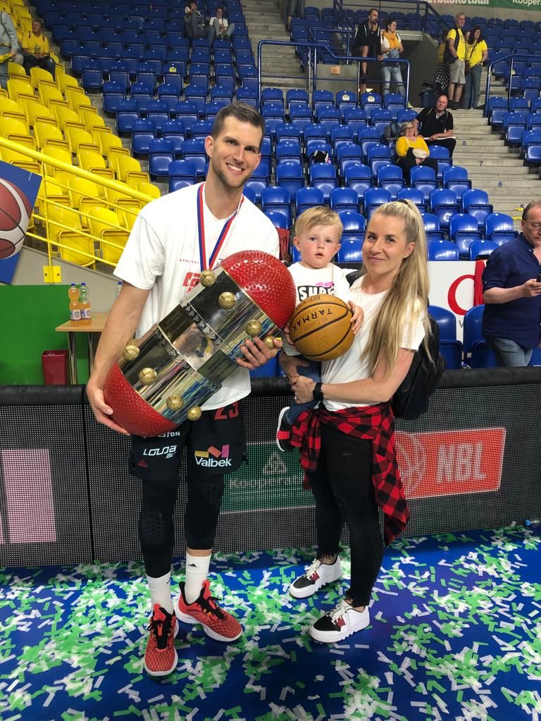 Lukas Palyza is once again Czech Champion with <a href="/basketnymburk/">ERA Basketball Nymburk</a> after winning Game 4 at Opava! Congrats <a href="/PalyzaLukas/">Lukáš Palyza</a> and family! <a href="/TangramSports/">Tangram Sports</a>