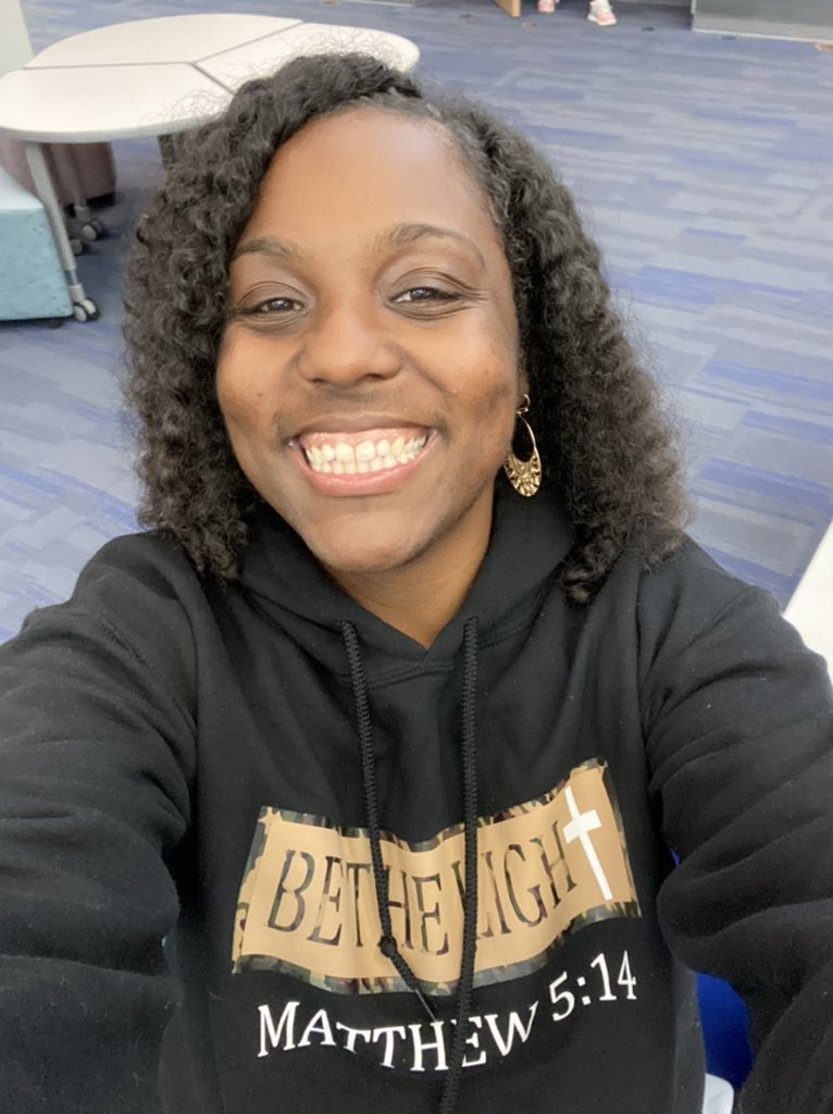 _typicalteacher's tweet photo. One last selfie on your phone before the school year ends and I won’t get to steal your phone anymore 😢 https://t.co/McarJWfya9