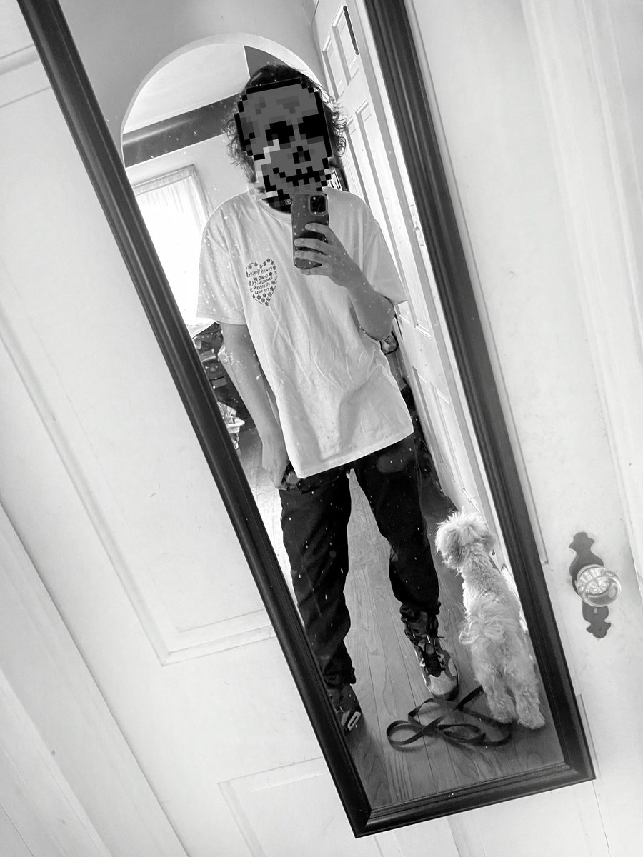 ima crook for life 🤌🏼🖤