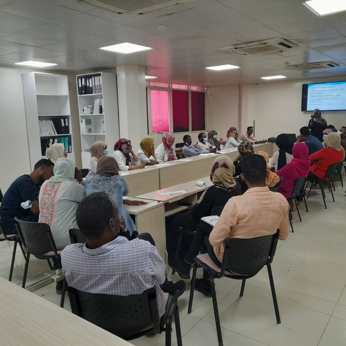activetcsudan's tweet photo. اكتيف للتدريب يصنع الفرق في التعلم والتدريب ✔
ويفتح أبوابه لكل ⭕
✅الجامعات (الكليات الطبية)
✅المؤسسات الصحية كافة 
🟢 للتواصل : 0123868962
🟢 Email:info@activetcsudan.sd 
من كورس مكافحة العدوي ��مستشفي الرااقي👇
IPC Training course 
#مركز_اكتيف_للتدريب  #Active_Training_Center https://t.co/kCga5mC5Yf