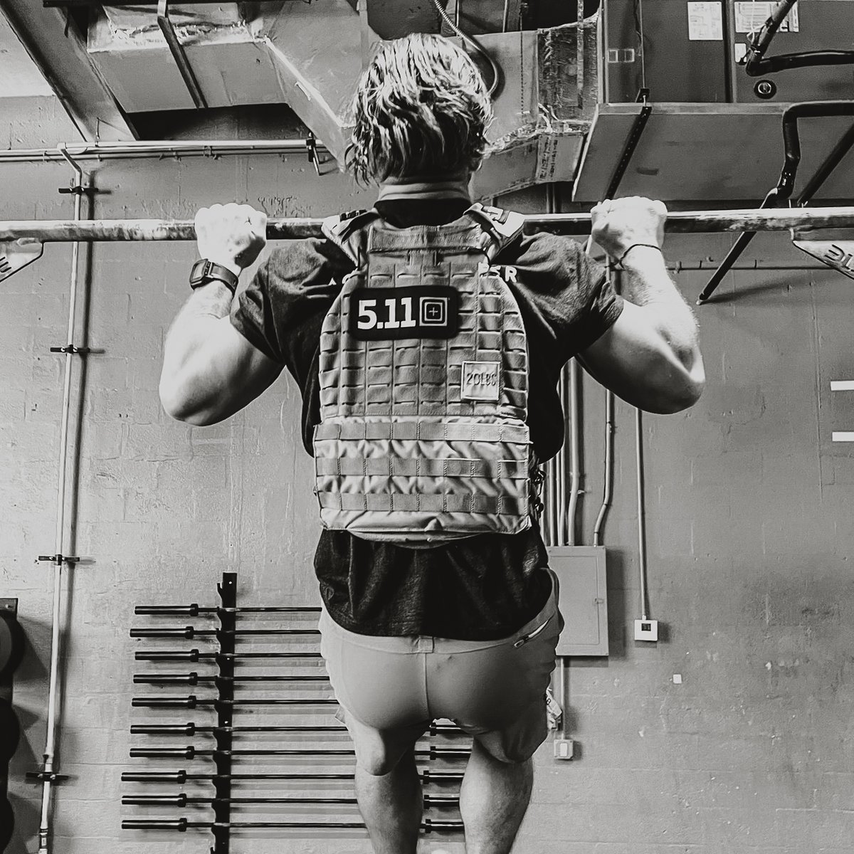 Are you ready to tackle one of the most grueling  workouts this Memorial Day weekend?

Watch the video for tips for The Murph Challenge 2022.

againfaster.com/blogs/news/str…

#ChallengeAccepted #TheMurphChallenge #MurphChallenge #MoreThanJustAWorkout