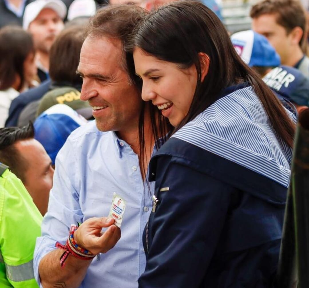 JaimeQu99721126's tweet photo. @ficogutierres#lasmujeres las mujeres el ser mas hermoso de la tierra no mas avusos para las mujeres por eso fico el presidente que respalda ala mujer de tanto abusos que hay con ellas #lasmujeres https://t.co/IqBXUnj0fQ