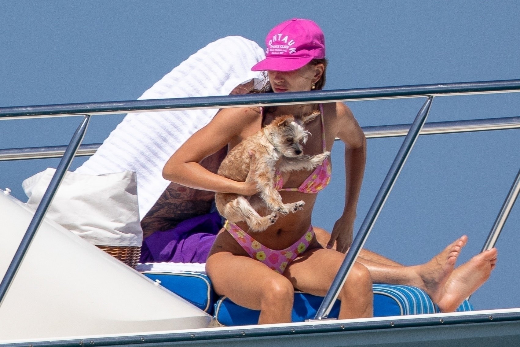 Hailey Baldwin Updates (@HailsBaldwinCR) / Twitter